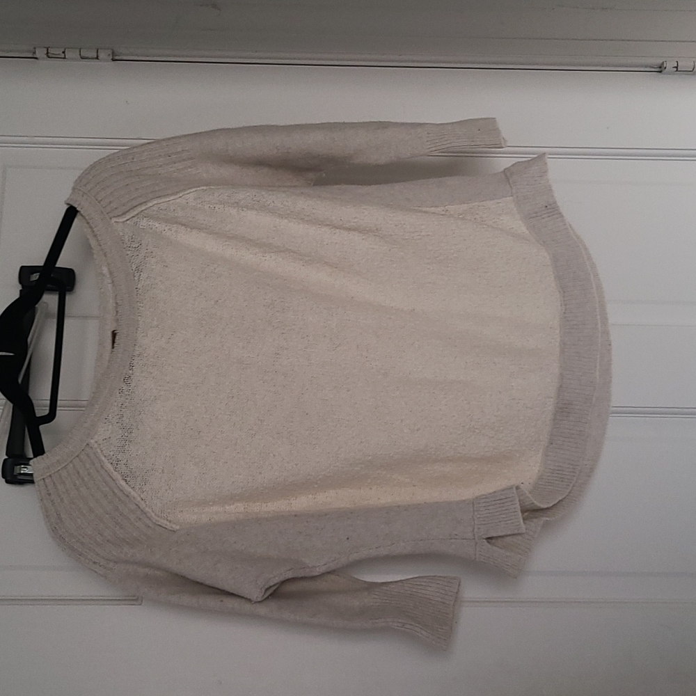 3/4 sleeve sweater